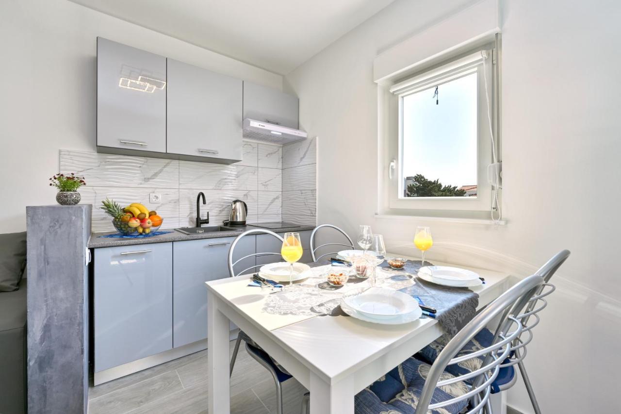 Apartman Michael / Novalja / Zrce Buitenkant foto