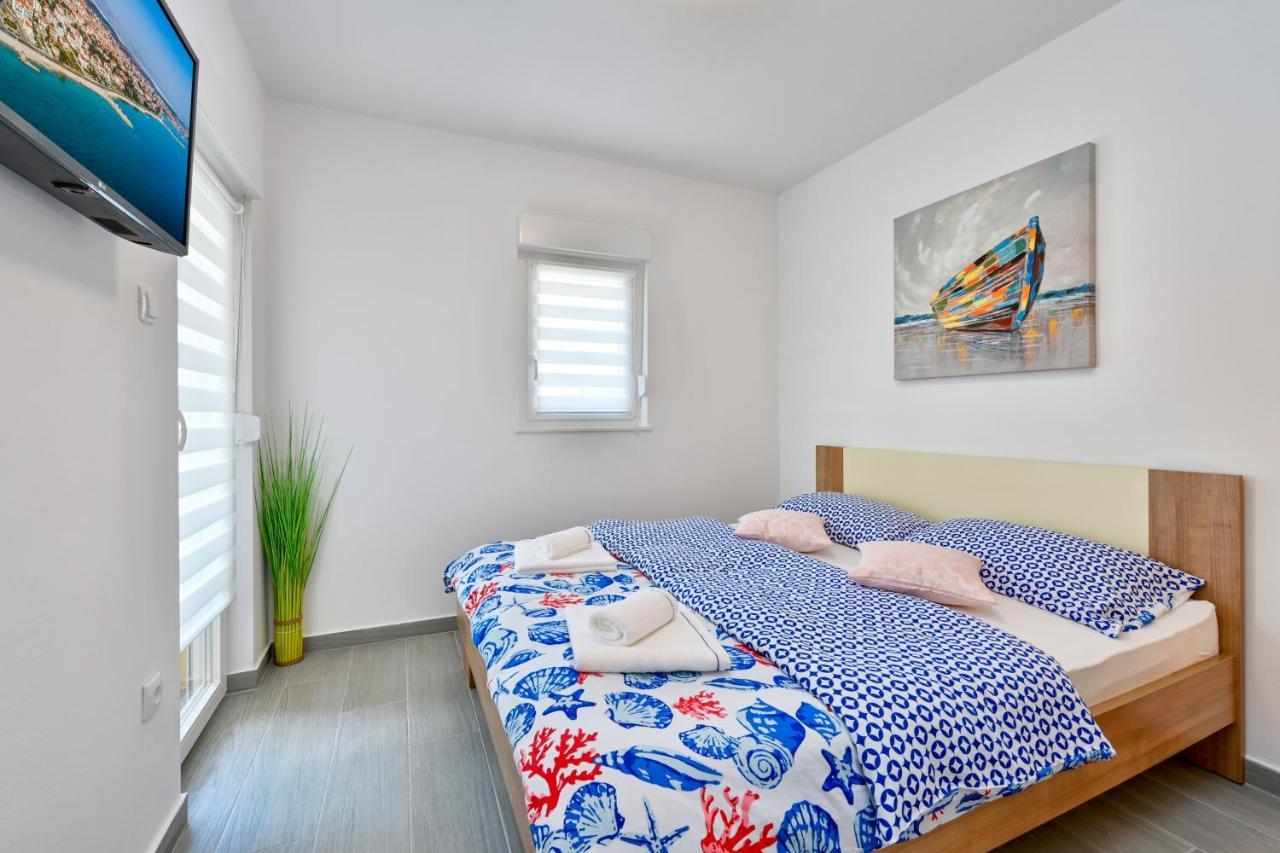 Apartman Michael / Novalja / Zrce Buitenkant foto