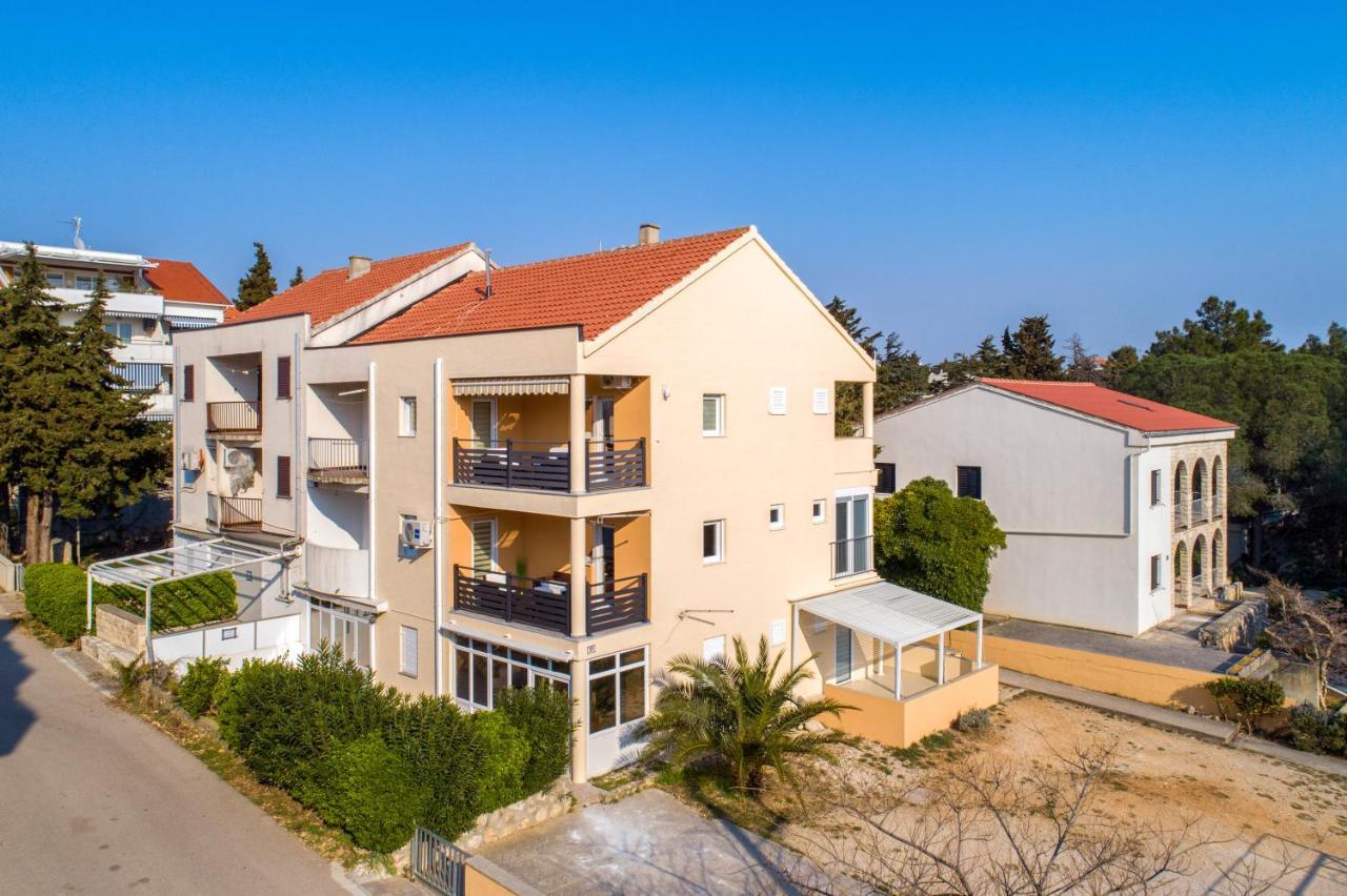 Apartman Michael / Novalja / Zrce Buitenkant foto